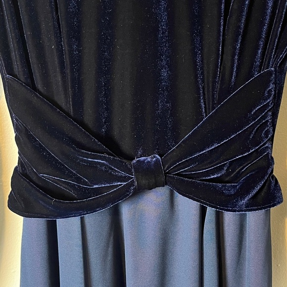 Scott McClintock Velvet & Chiffon Holiday Blue Bow Waist Long‎ Gown Dress Sz 6 - Picture 6 of 11